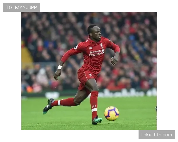 诺伊尔神勇再现，稳健站位助球队剑指冠军